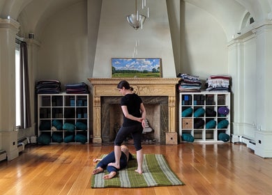 Therapist performing massage at Cynthia's Massage and Bodywork at Bethesda, New Haven, Connecticut, US.