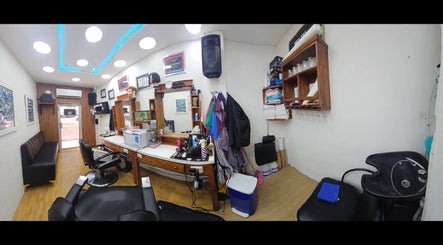 Jcbarbershop image 3