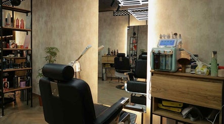 صالون قصّة للرجال   QASSAH.BARBERS