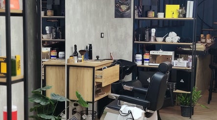 صالون قصّة للرجال   QASSAH.BARBERS imej 2