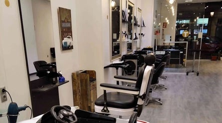 Barber Den