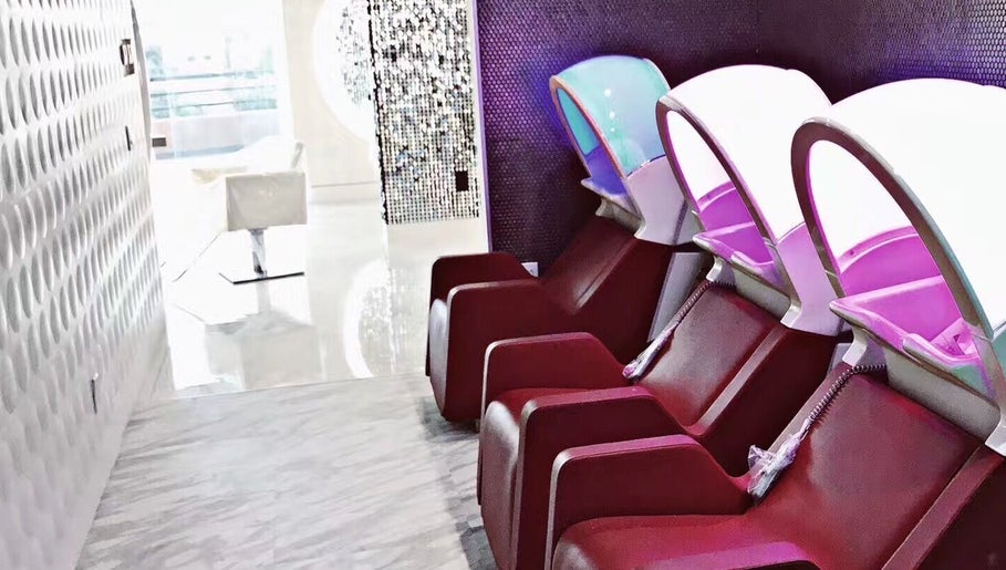 Li Shan @ Diaochan Hair Studio Bild 1