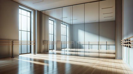 Ballroom Luxe Dance Hosting
