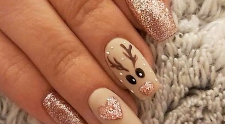 Mabel Beauty Nails изображение 2