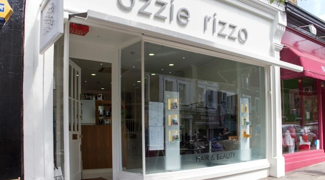 Front view of Lashes by ANNA at Richmond, England, GB showcasing the salon’s modern white exterior.