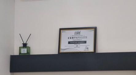Sertifikat hair studio di VP Hair Studio, Kalimantan Barat, Kalimantan Barat, ID.