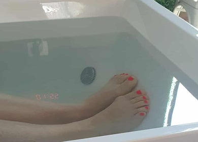 Relaxing foot soak at The Grounding Room, Chatsworth, Queensland, AU.