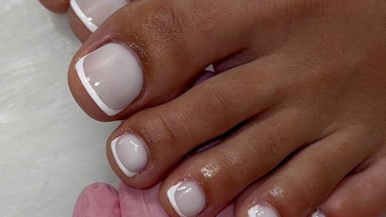 elaa nails