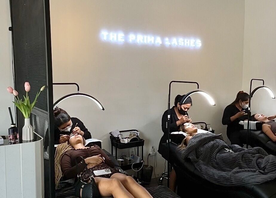 Perawatan eyelash di The Prima Lashes - Kerobokan, Bali, ID dengan suasana nyaman dan profesional.
