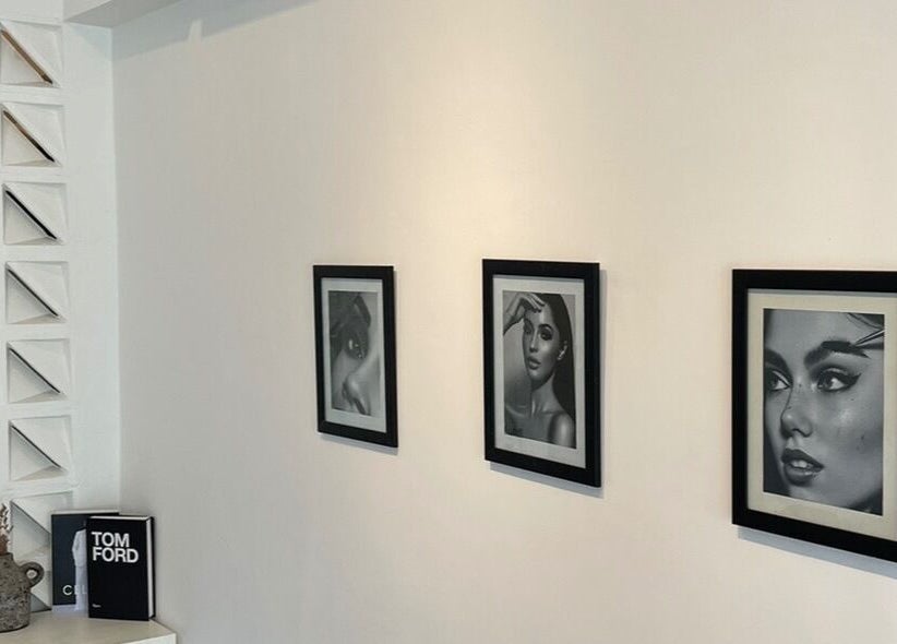 Hiasan dinding artistik di The Prima Lashes - Kerobokan, Bali, Bali, ID.