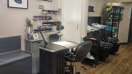 Nikanails Pro