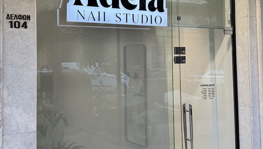 Adela nail studio image 1