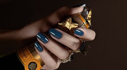 Adela nail studio image 2