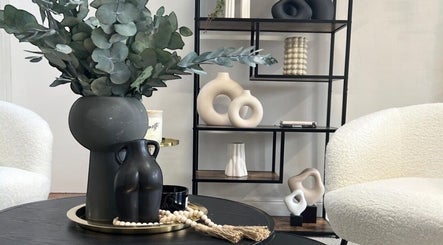 Modern decor and plush seating at Nailsbybry, Ampthill, England, GB. A welcoming, stylish atmosphere for relaxation.