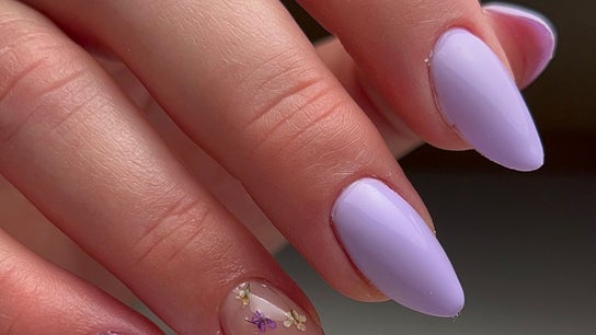 HG Lashes & Nails