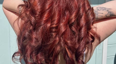 MWHAIR image 3