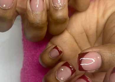 Chic nail art at The Beauty Pond, Cape Town, Western Cape, ZA showcases elegant manicure design.
