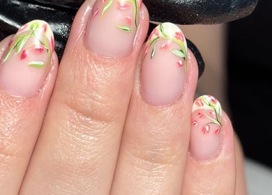 Exquisite floral nail art at Lunea Beauty By Yvonne, Liverpool, England, GB.