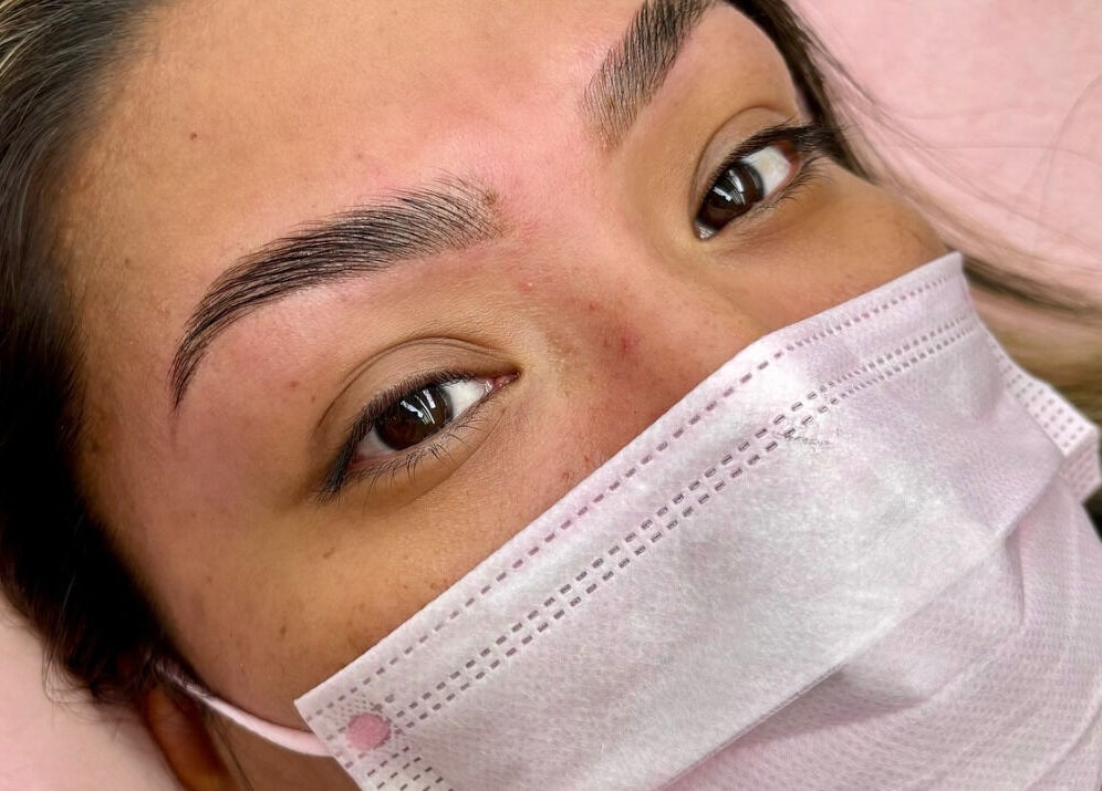 Expert eyebrow shaping at Brows Ave in Yonkers, New York, US, showcasing precise grooming and style.