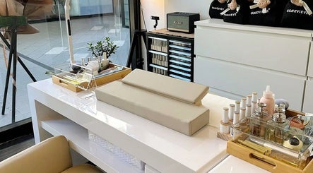 优雅整洁的美甲区，位于南港的Genevieve Nail & Lash Salon，昆士兰，澳大利亚。