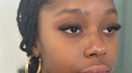Lashed x Meesh