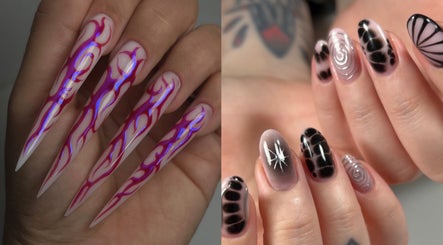 Vibrant artistic nails at Nailigion, Cluj-napoca, Județul Cluj, RO showcasing intricate patterns and unique styles.