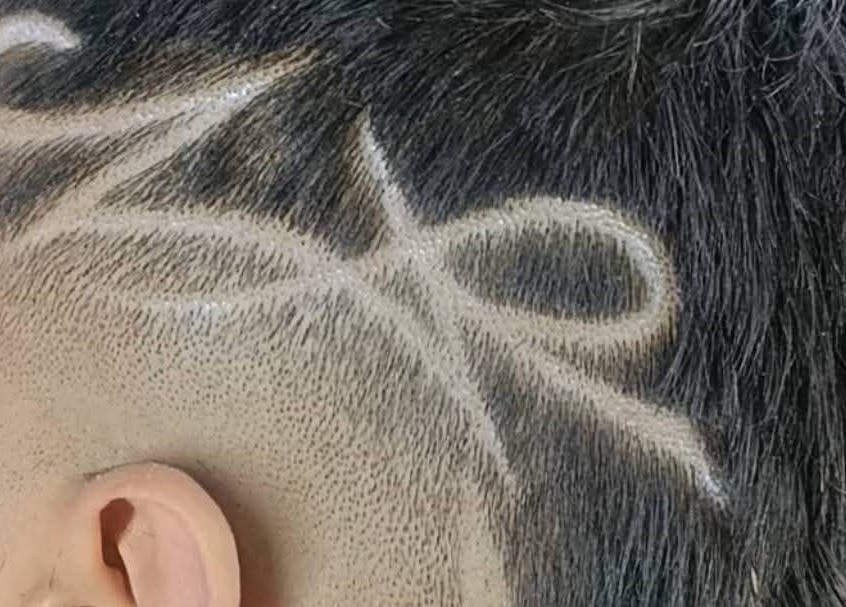 Diseño de cabello artístico en Señor Barbero, Barcelona, Catalunya, ES.