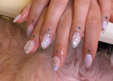 Elegant floral nail art design at Nailsnara in Cork, County Cork, IE. Perfectly polished, chic and sophisticated.