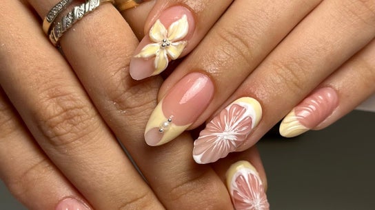 laDiri Nails