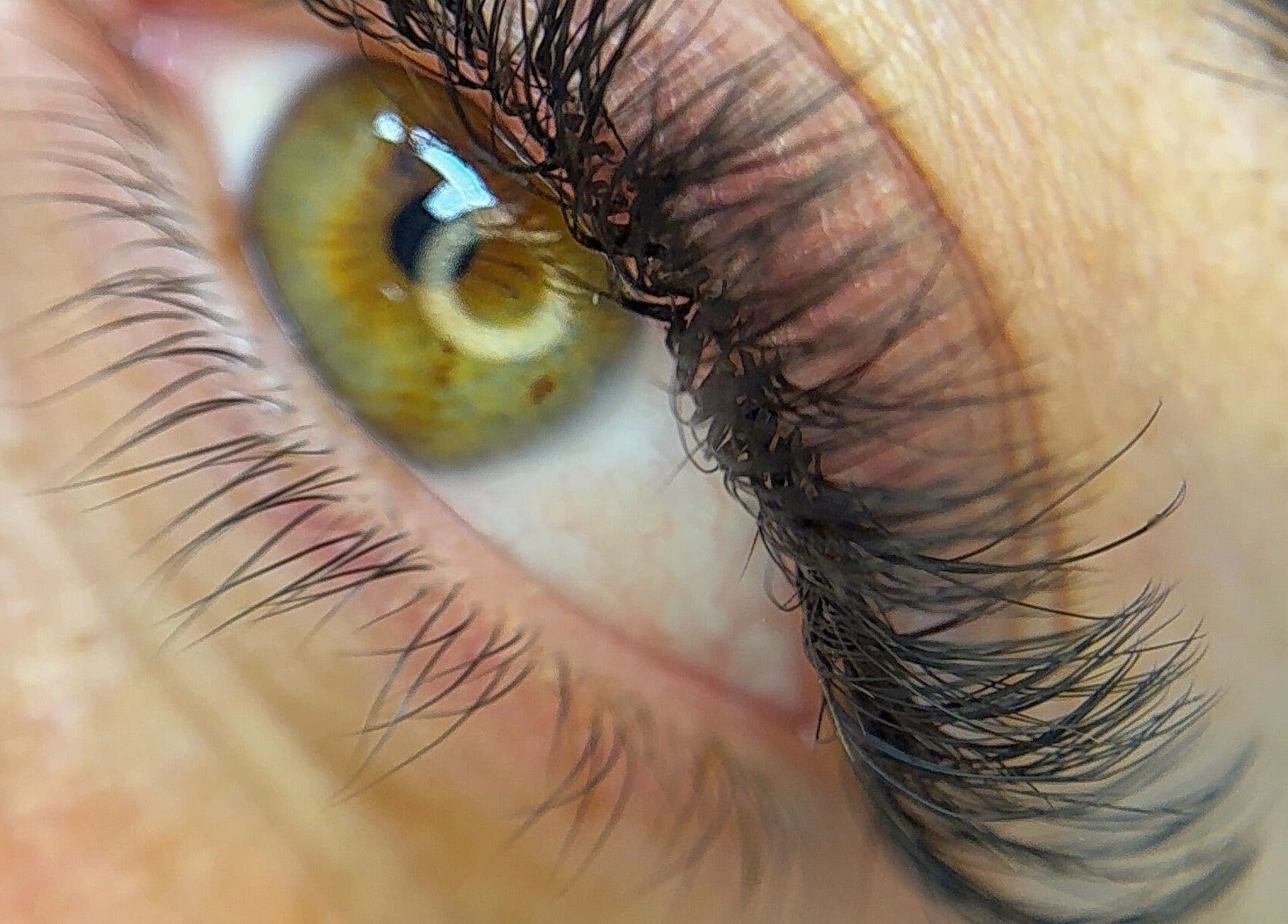 Detalle de pestañas en OOH LA LÁ | Home Studio, Alhaurín De La Torre, Andalucía, ES.