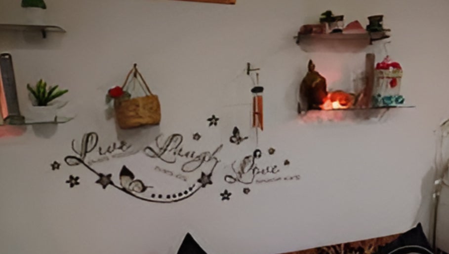 Charming wall decor at Heaven in Dream Spa and Salon, Jaipur, Rajasthan, IN, creating a relaxing ambience.