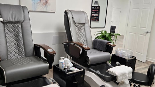 Four Seasons Beauty Salon