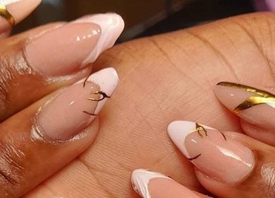 Elegant nail art with gold accents at Onlylettynaildt, Randburg, Gauteng, ZA.
