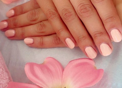 Soft pink manicured nails at La Vie en Beauty, Bristol, England, GB.