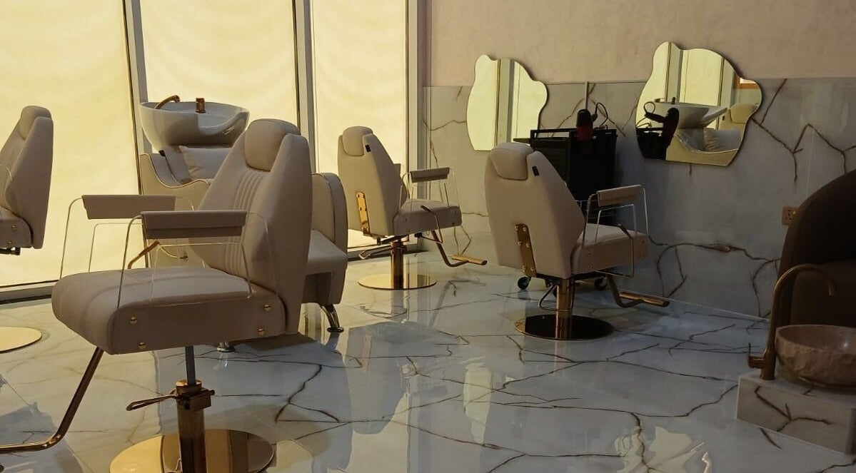 Luxurious chairs at Velvet Glow Ladies Salon in Dubai, Dubai, AE with elegant, modern design.
