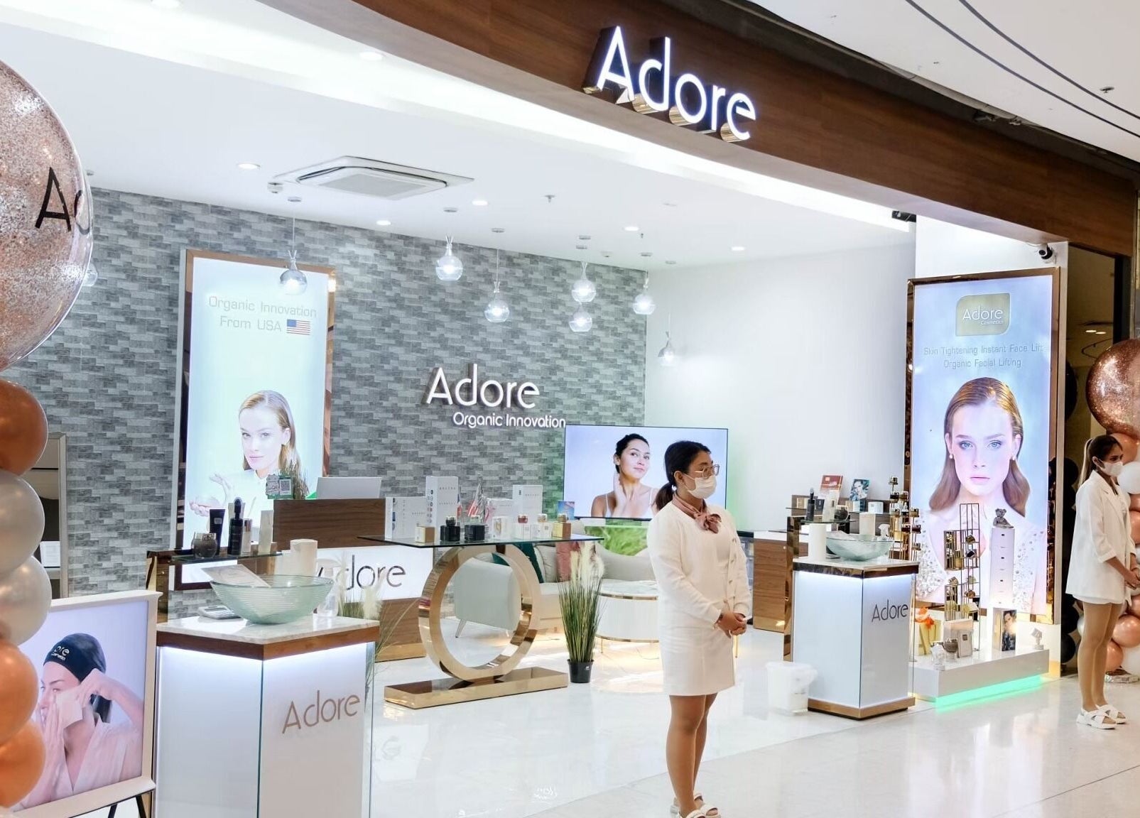 Adore Cosmetics store showcasing luxury beauty products in Krung Thep Maha Nakhon, Krung Thep Maha Nakhon, TH.
