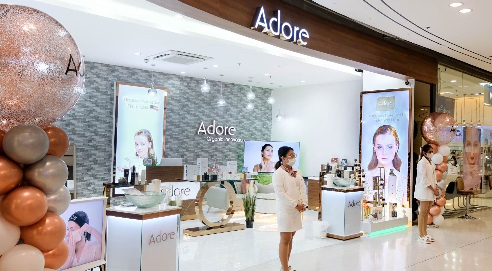 Adore Cosmetics store showcasing luxury beauty products in Krung Thep Maha Nakhon, Krung Thep Maha Nakhon, TH.