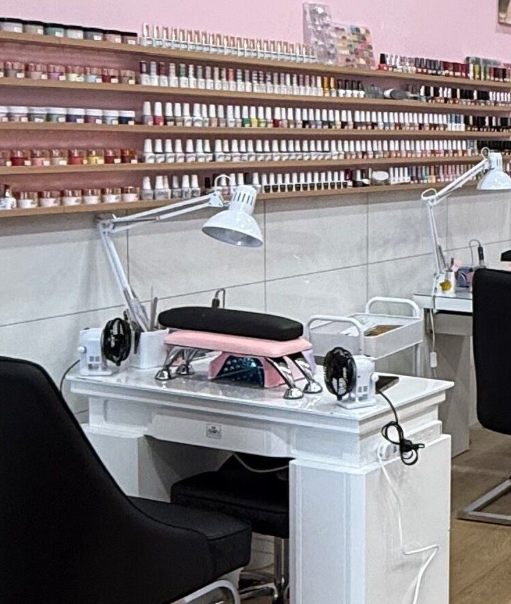 Modern nail stations at Master Cuts & Ca. in Melbourne, Victoria, AU offering professional manicure services.