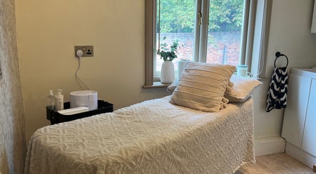 Peaceful treatment room at Rosie’s Retreat in Barton-under-needwood, England, GB, promoting relaxation and comfort.