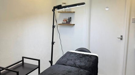 Cozy treatment room at The Skiiin Nutritionist, Bristol, England, GB, featuring a modern design and calming ambiance.
