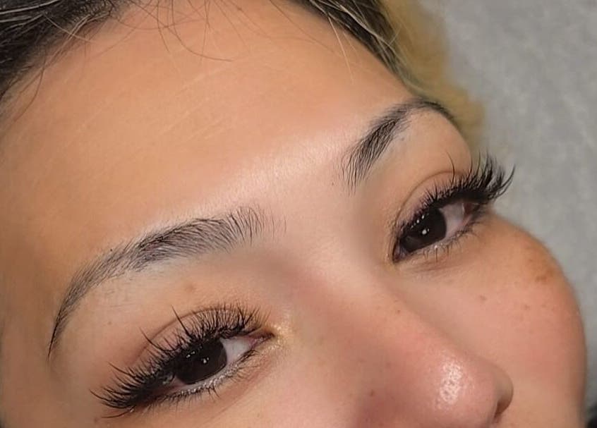 Close-up of expertly applied lashes at Isla Luxe Lashes, George Town, George Town, KY.