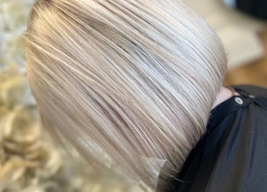 Stunning blonde bob hairstyle at Opal & Mane, Sunderland, England, GB.