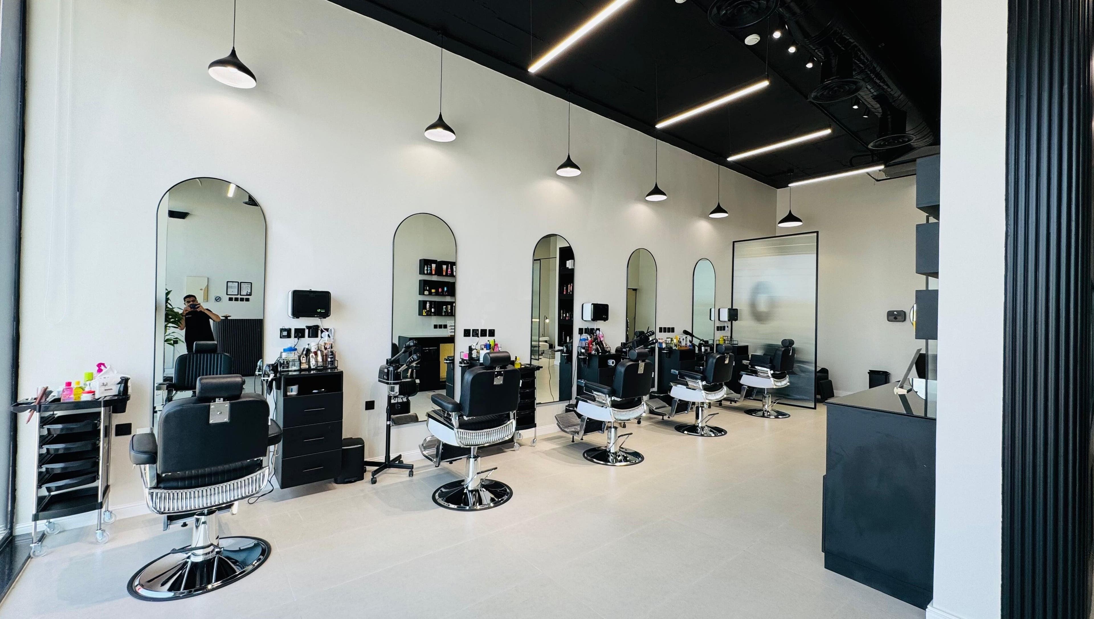 ديكور عصري في حلاق نظرة الاناقة، الرياض، منطقة الرياض، المملكة العربية السعودية.