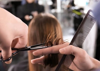 Haircut in progress at Acme Inc, Kuala Lumpur, Wilayah Persekutuan Kuala Lumpur, MY.