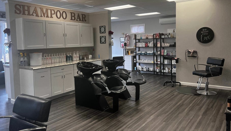 Freya Beauty Salon image 1