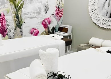 Tranquil treatment room at Apple Blossoms Beauty and Spa, Roodepoort, Gauteng, ZA with elegant decor.
