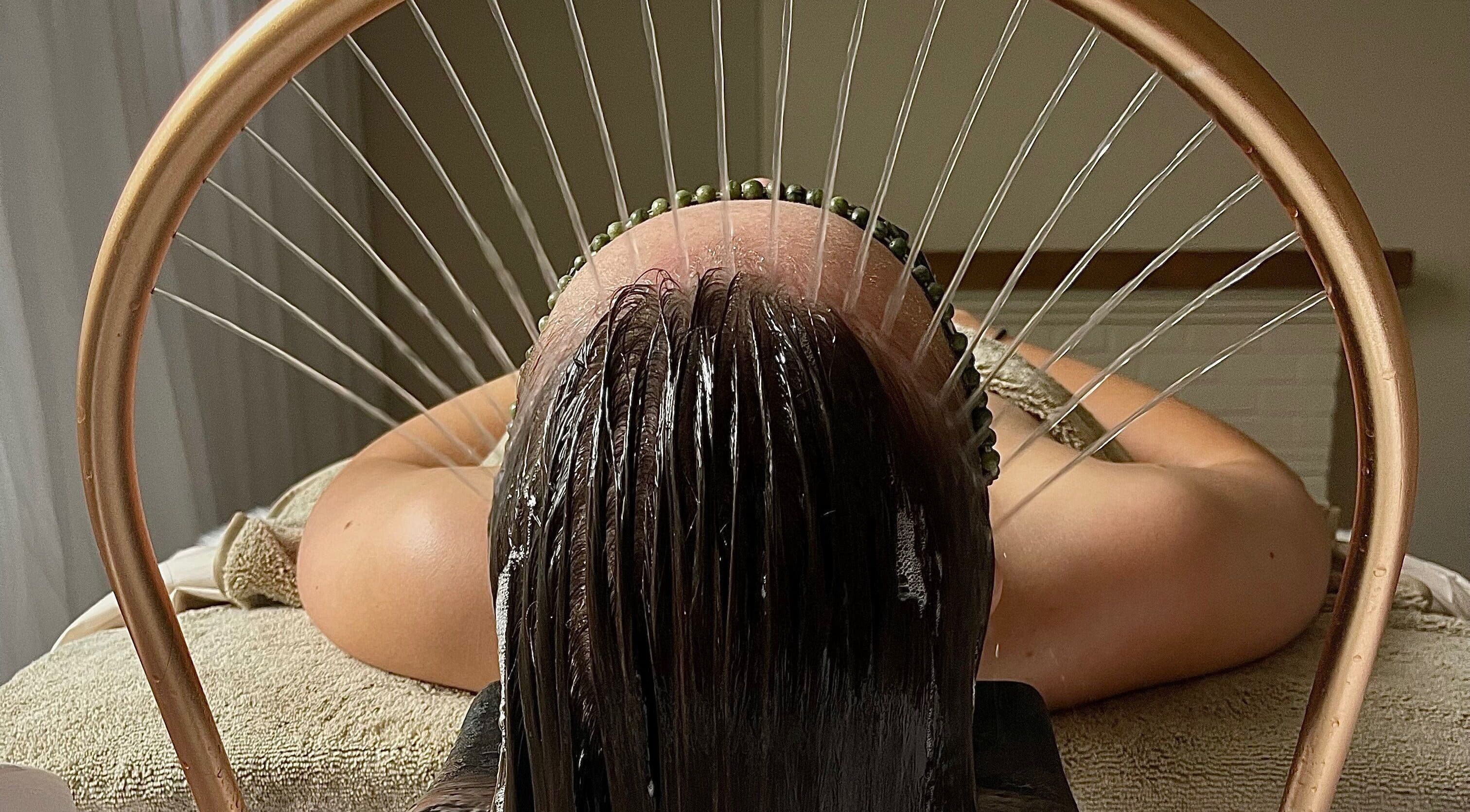 Relaxing hydrotherapy session at The HEAD SPAce Cambridgeshire, Huntingdon, England, GB, enhancing wellness.