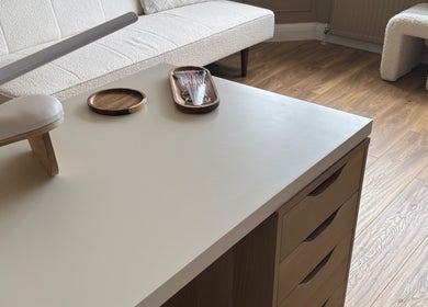 Modern nail table setup at Olivia Jean Nail Studio, Derby, England, GB, featuring cozy seating and stylish decor.