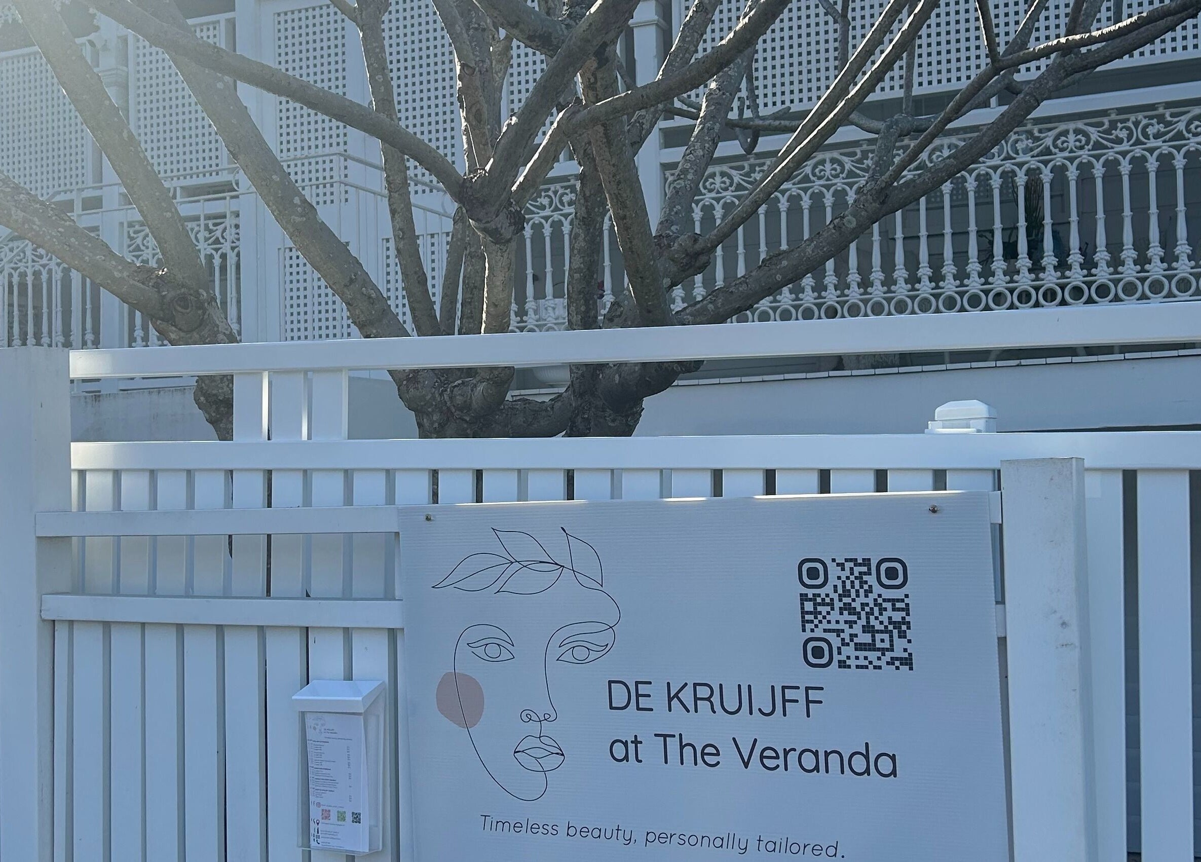 DE KRUIJFF at the Veranda entrance sign in Highgate Hill, Queensland, AU with elegant detailing.