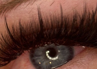 Close-up of expertly crafted lashes at HABE BEAUTY in Kangaroo Flat, Victoria, AU.